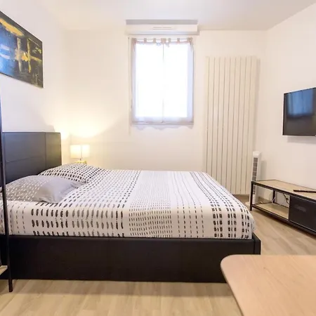 Le Brivet ☆ Hypercentre ☆ Parking ☆ Terrasse Apartmán